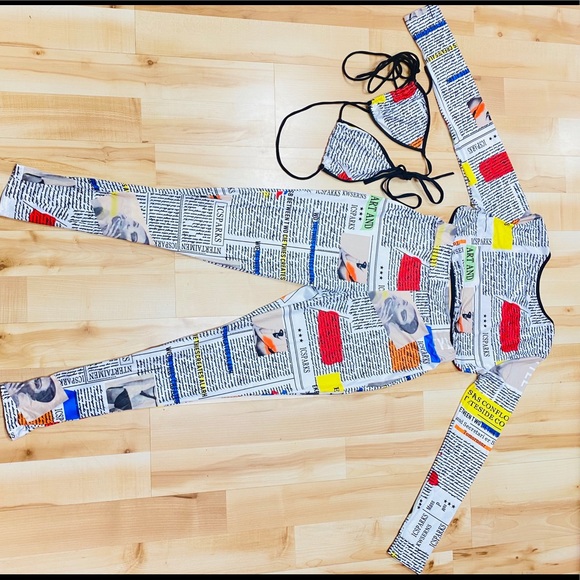 Newspaper Print 3 piece set - Picture 3 of 3